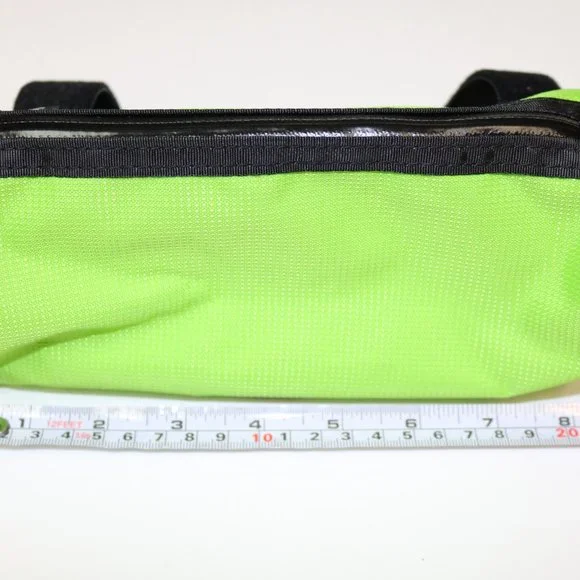 Speedsleev Diego Small Green Handlebar Bag - NEW: Retail $35 - Picture 3 of 6